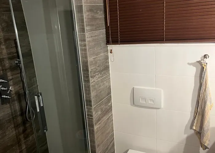 Woonboot Josja منزل للإقامة