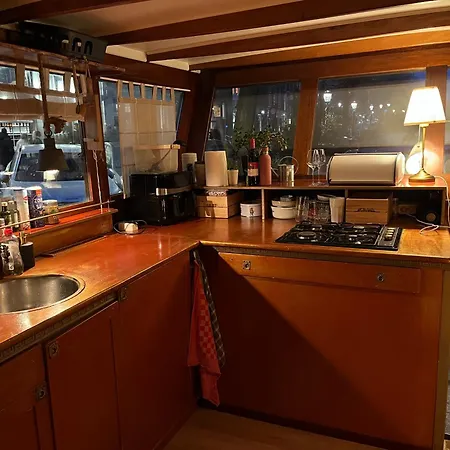Rum i privatbostad Woonboot Josja Amsterdam