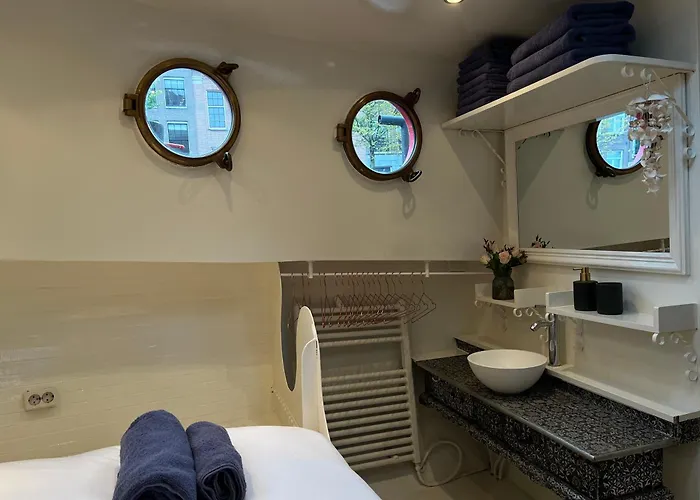 Accommodatie bij particulieren Woonboot Josja