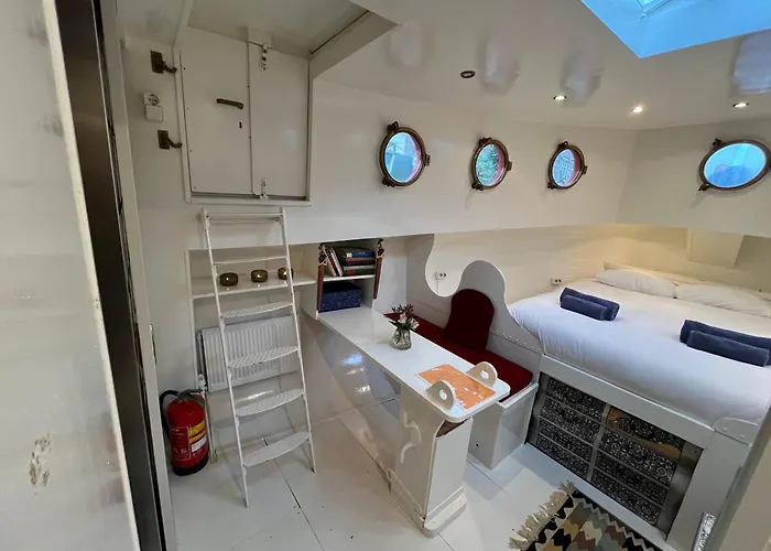 Accommodatie bij particulieren Woonboot Josja Amsterdam