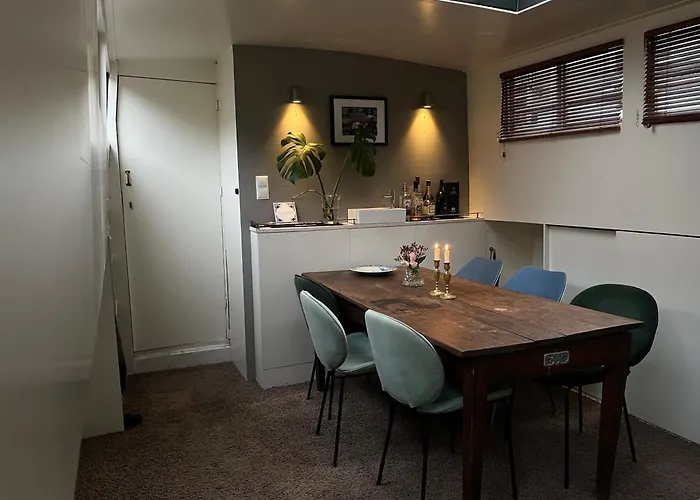 Accommodatie bij particulieren Woonboot Josja Amsterdam