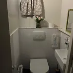 Woonboot Josja Δωμάτια σε οικογενειακή κατοικία